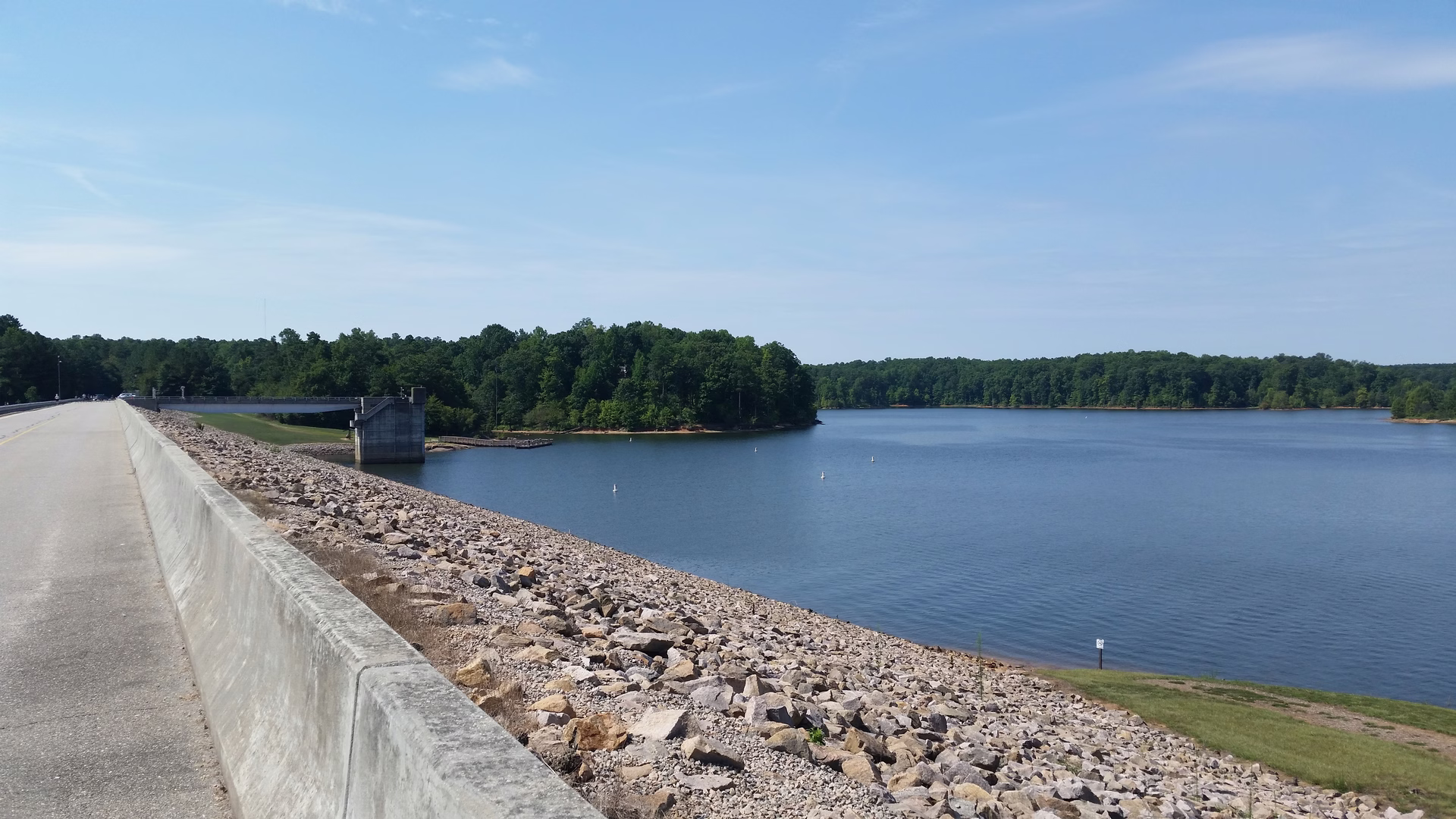 Falls Lake Dam Recreation Area — photo 2