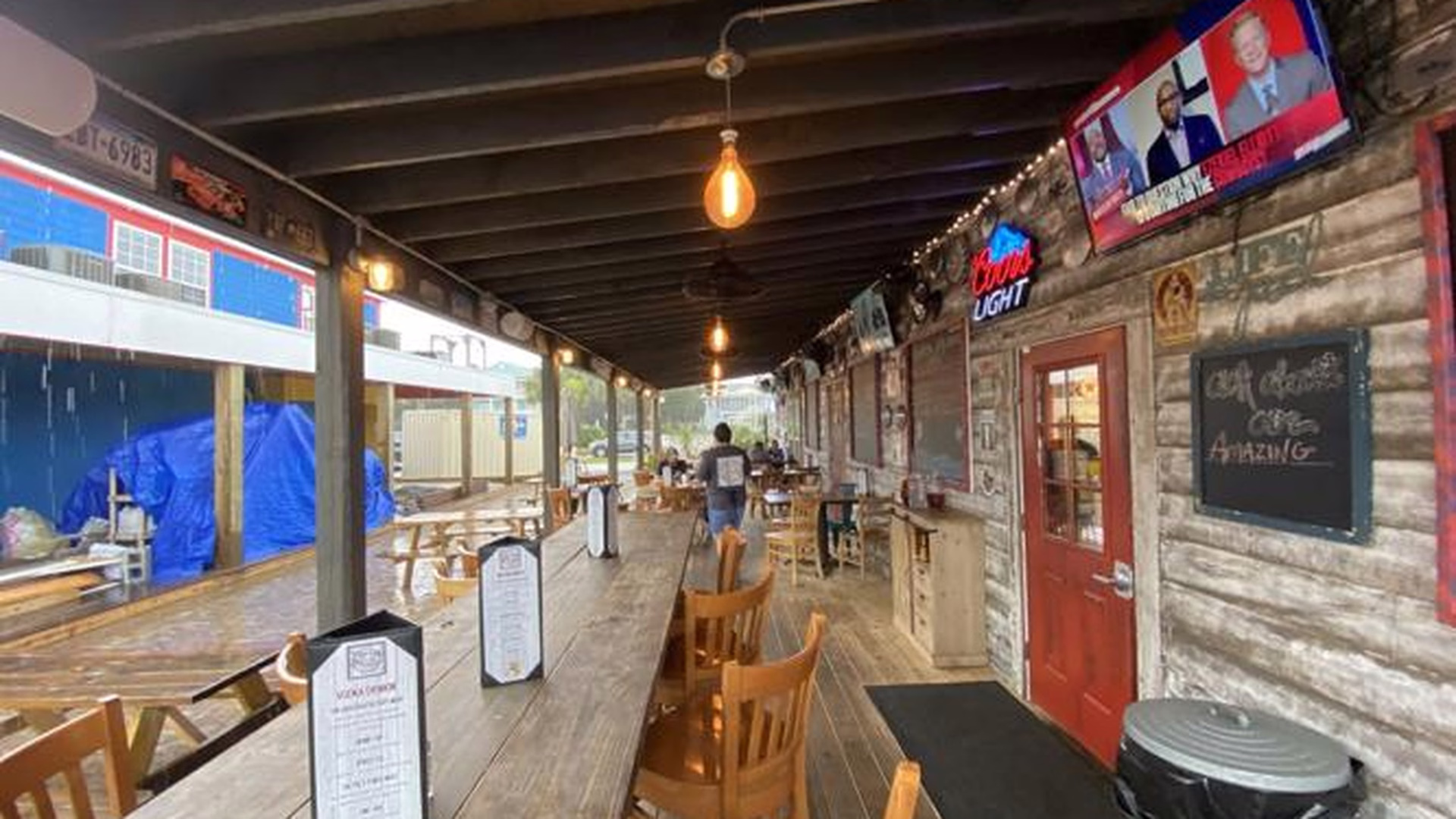 Gracious Pig Smokehouse — photo 2