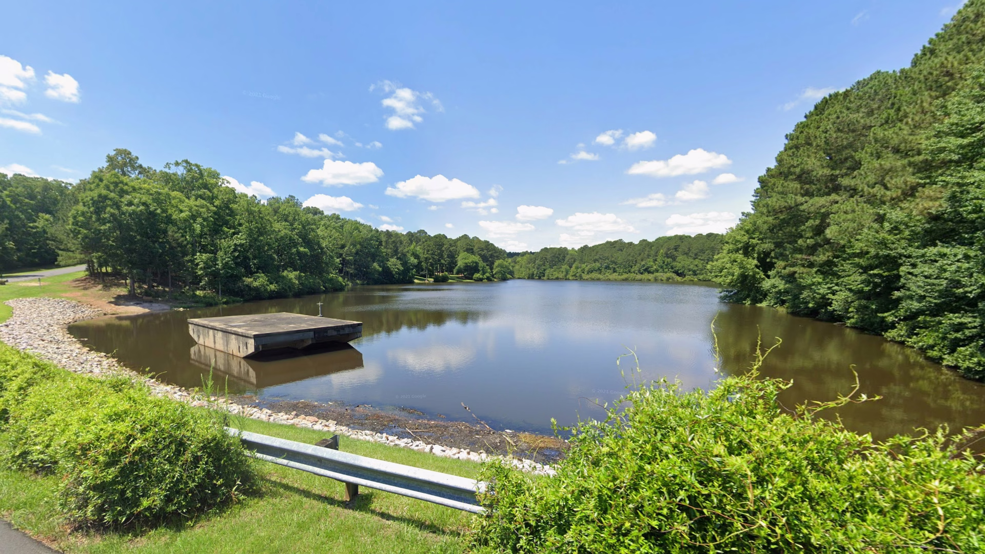 Poole Lake — photo 1