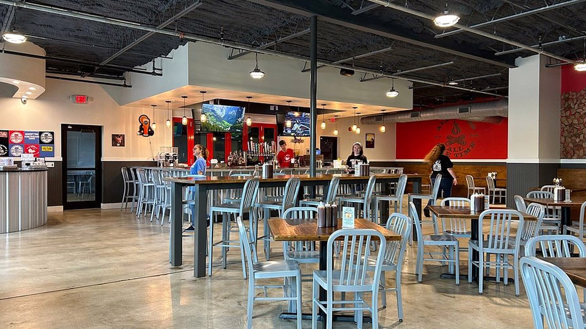 Swig & Swine (Myrtle Beach) — photo 2