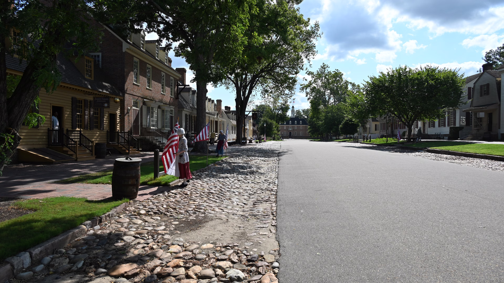 Duke of Gloucester Street — photo 1