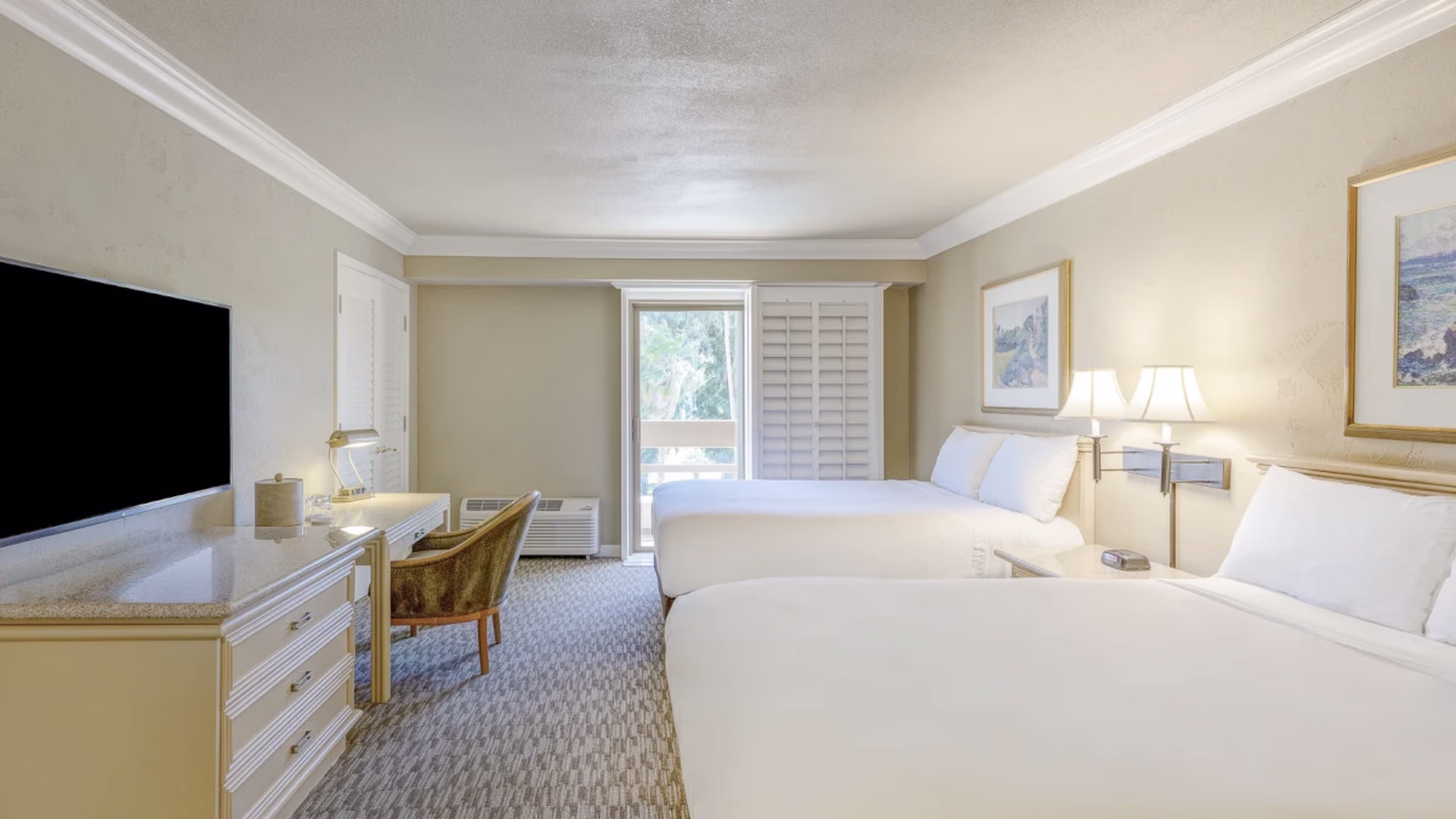 Indian Wells Resort Hotel — photo 2