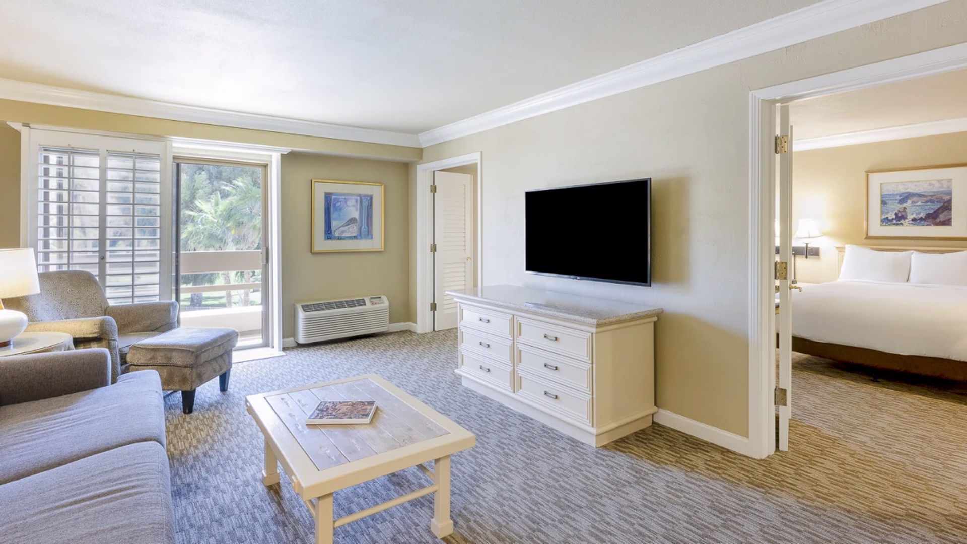 Indian Wells Resort Hotel — photo 1