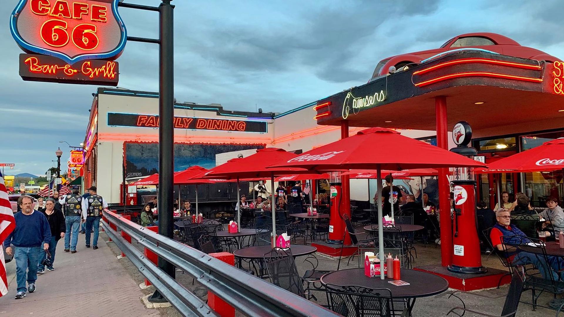 Cruiser's Route 66 Cafe — photo 2