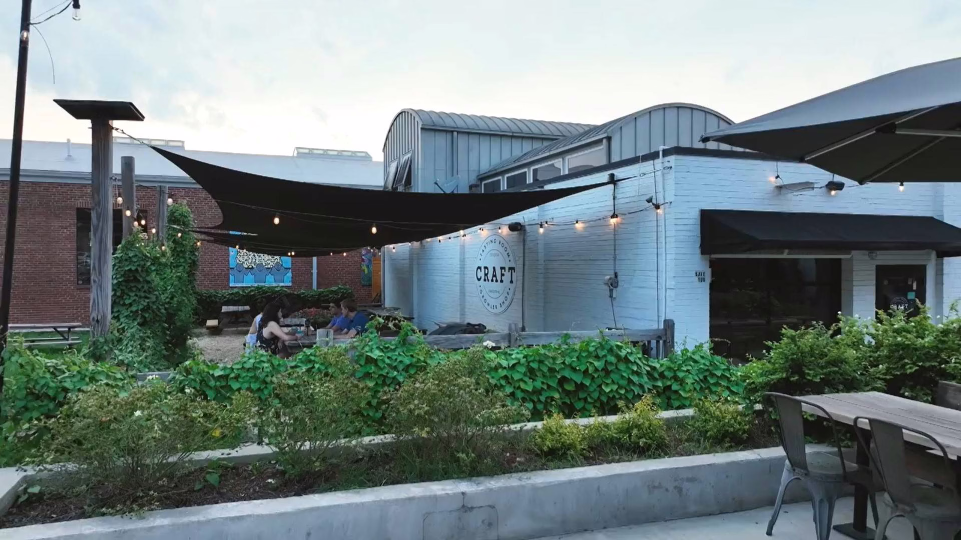 Craft Tasting Room and Growler Shop — photo 1