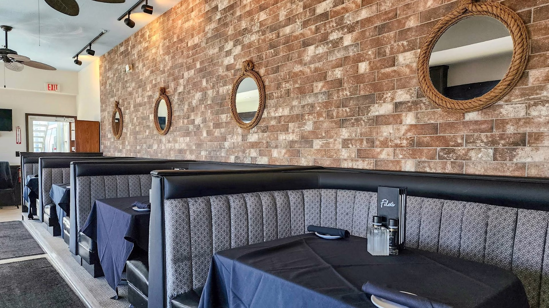 Filet's Waterfront — photo 1