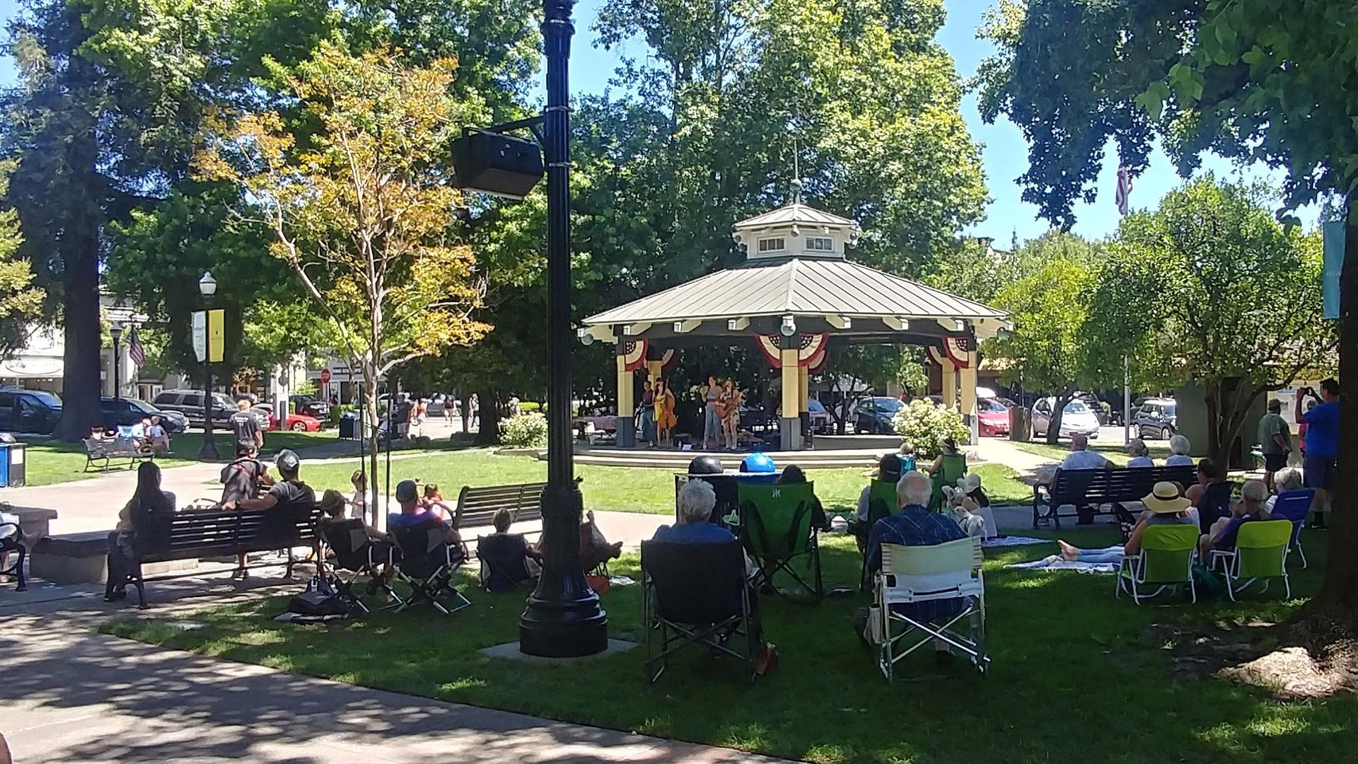 Healdsburg Plaza — photo 1