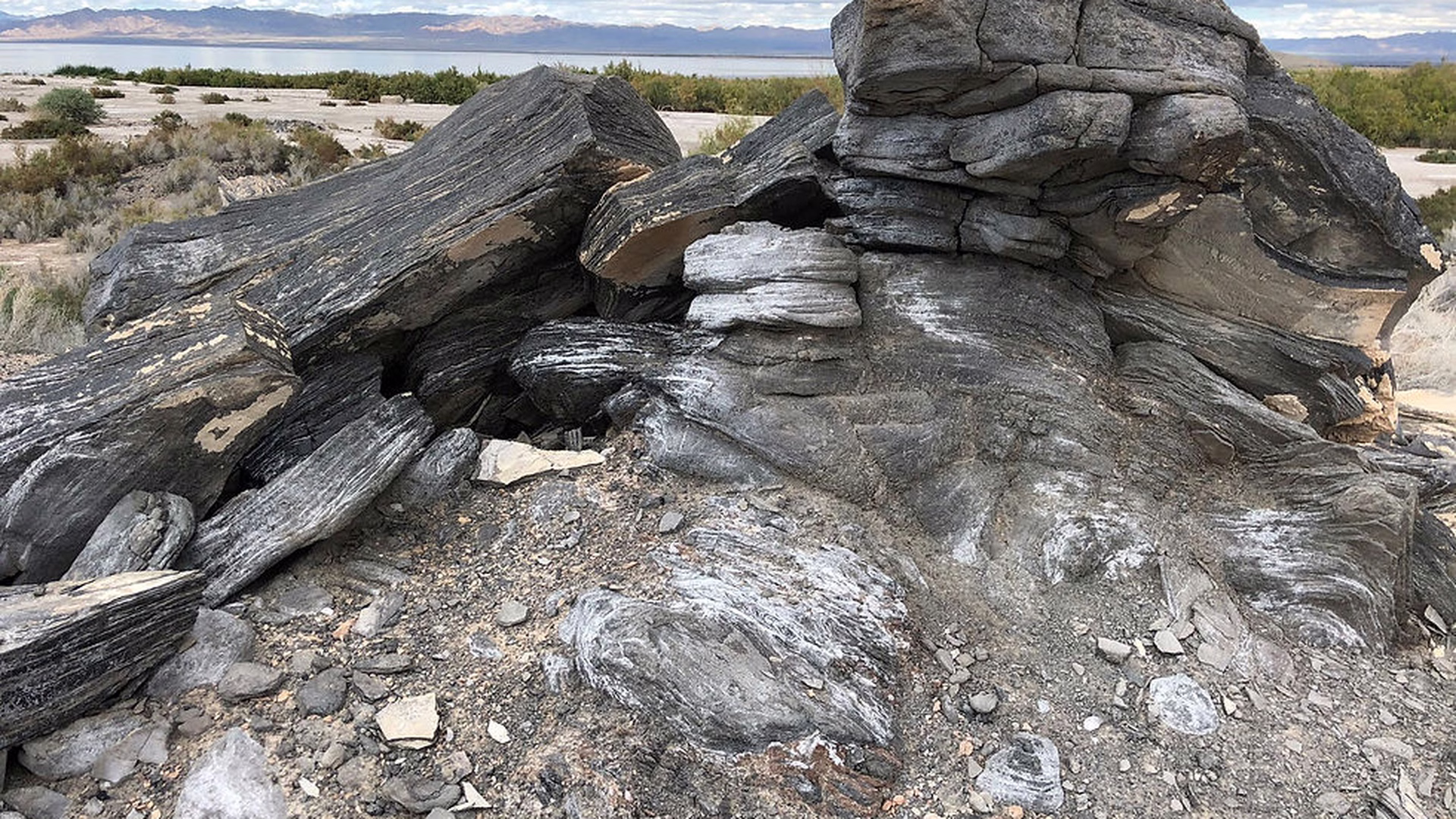 Obsidian Butte — photo 1