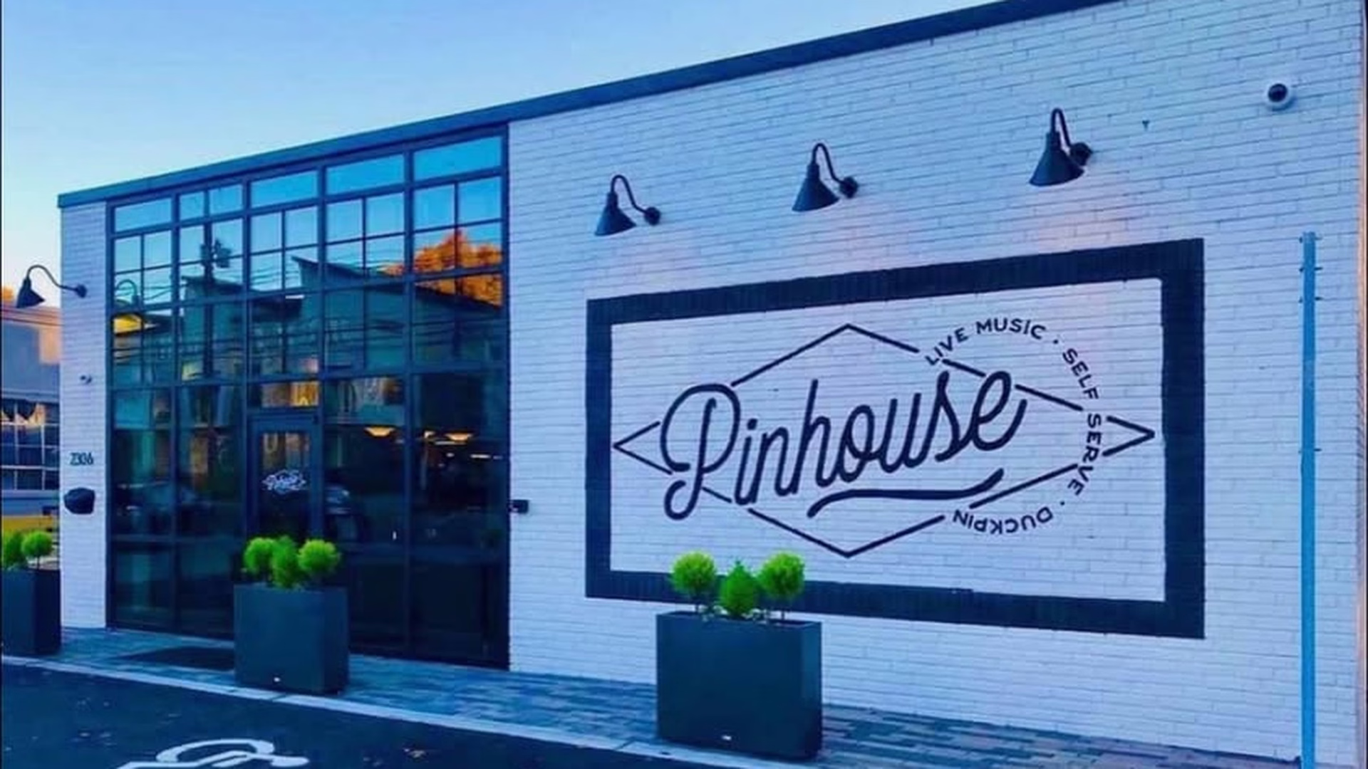 Pinhouse — photo 1