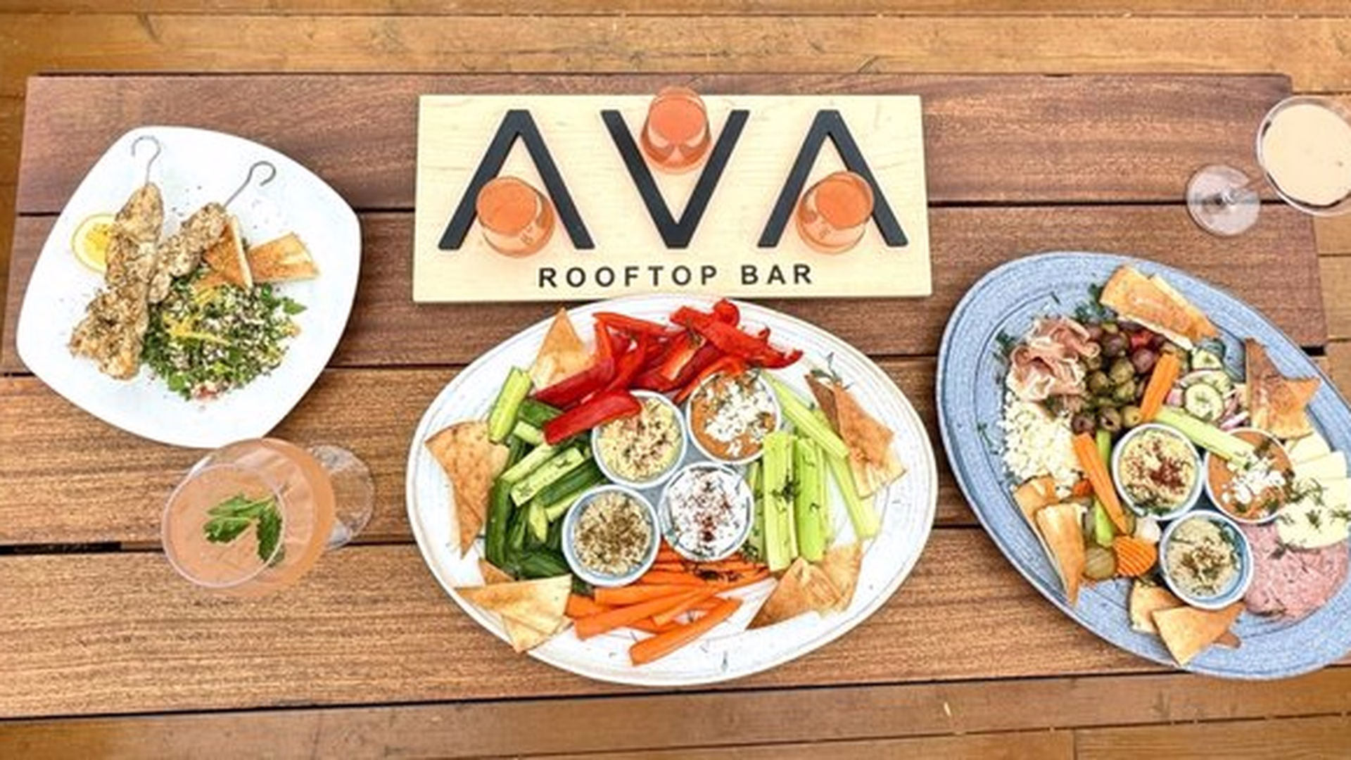 AVA Rooftop Bar — photo 2