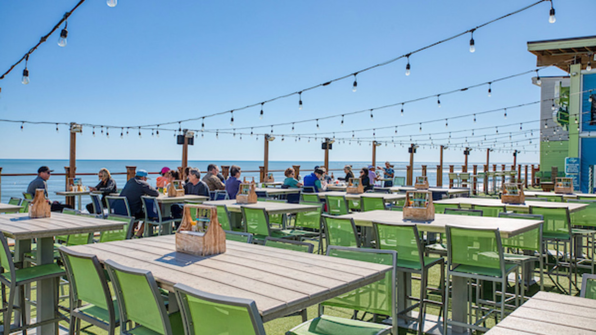 RipTydz Oceanfront Grille & Rooftop — photo 2