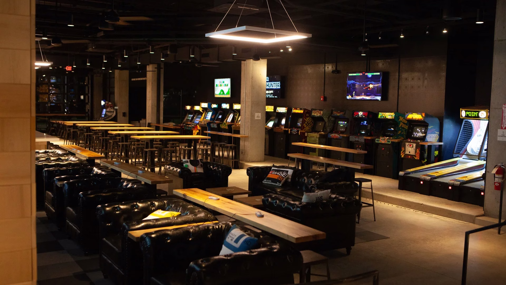 16-Bit Bar + Arcade (Charlotte) — photo 2