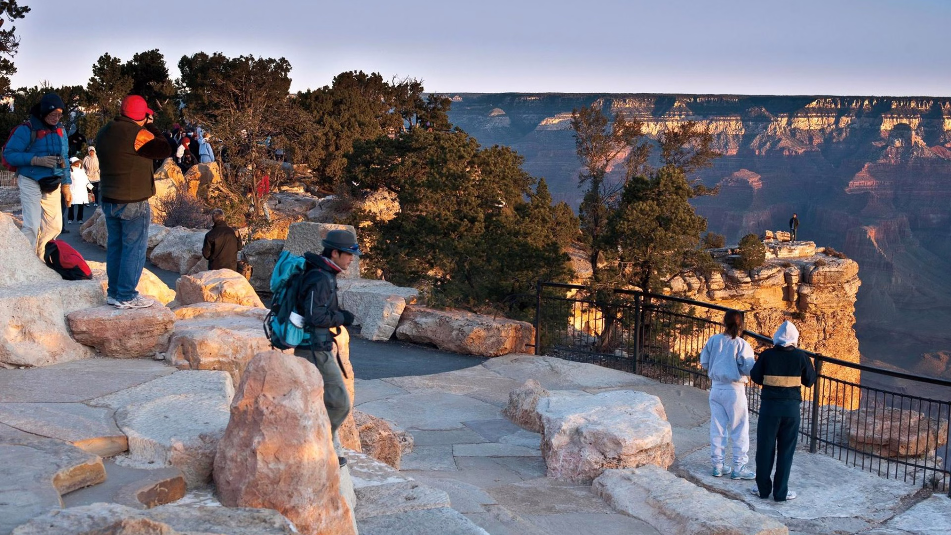 Grand Canyon South Rim – Mather Point & Visitor Center — photo 1