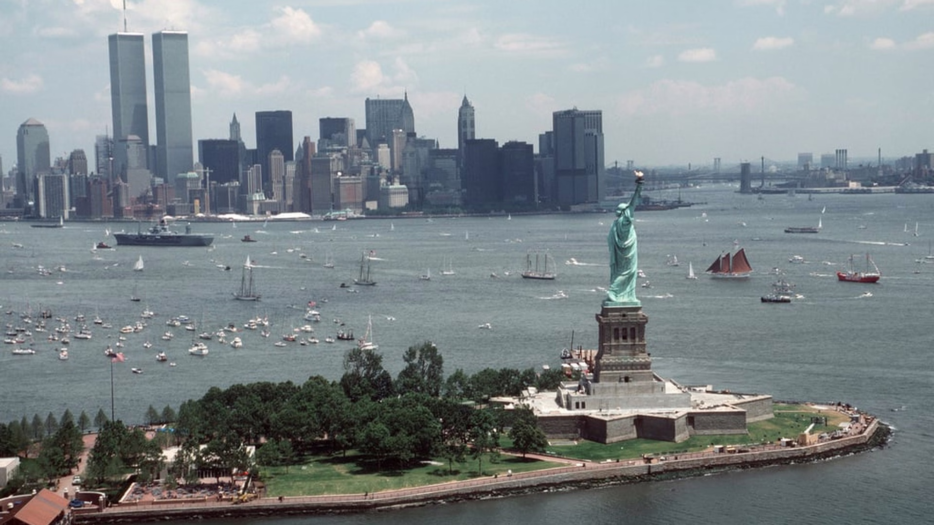 Statue of Liberty — photo 1