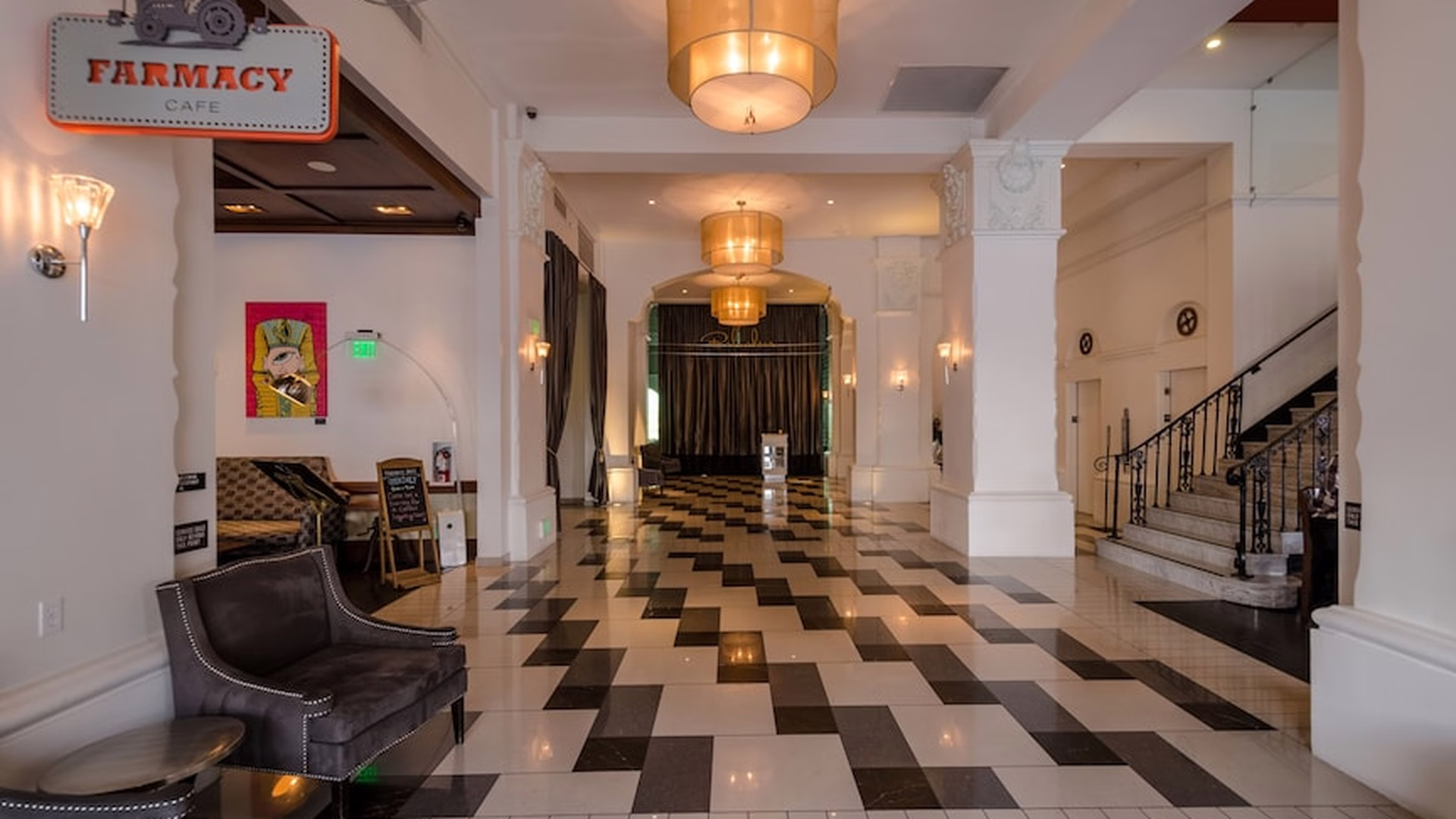 The Padre Hotel — photo 1
