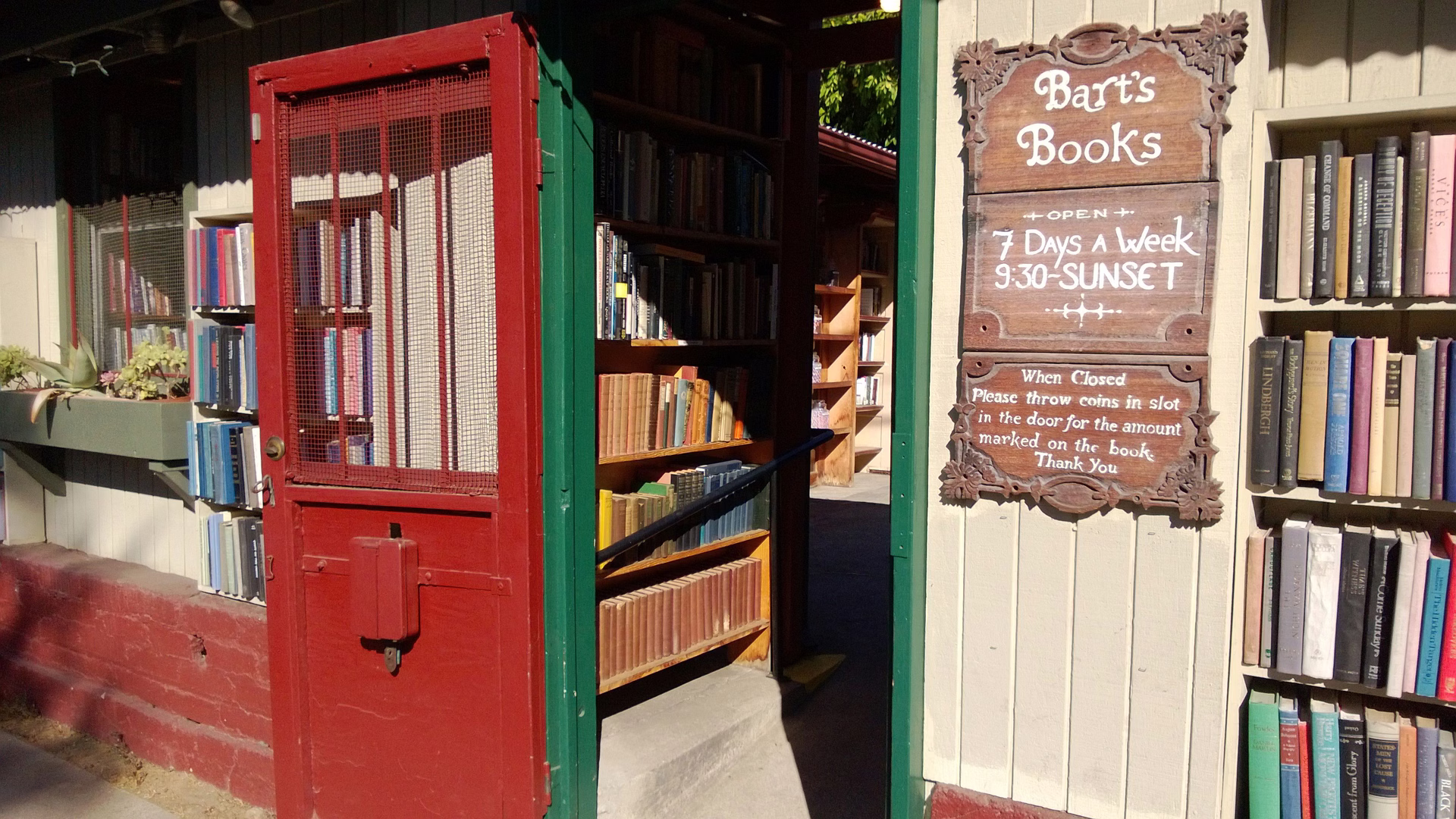 Bart's Books — photo 1