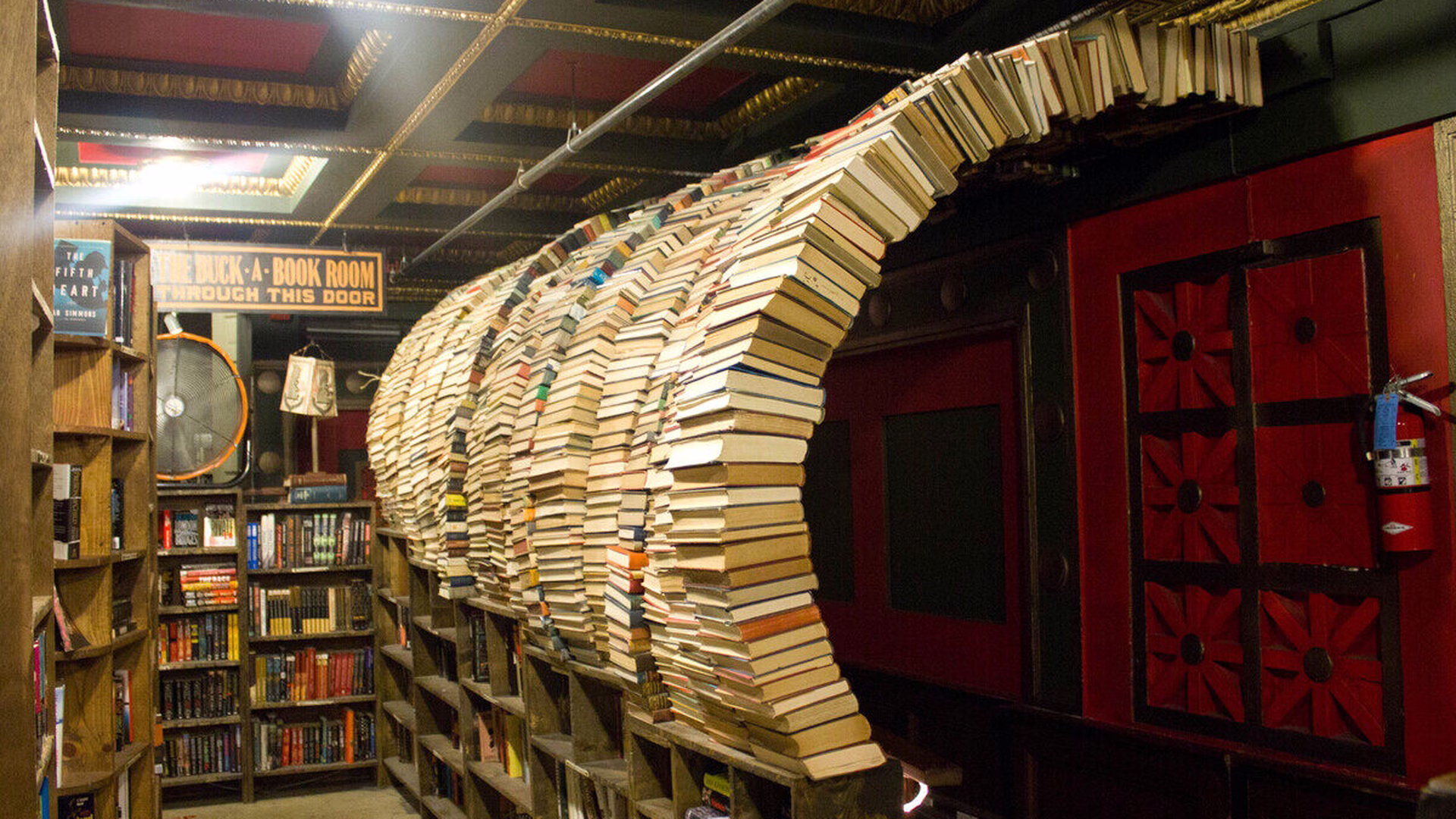 The Last Bookstore — photo 2