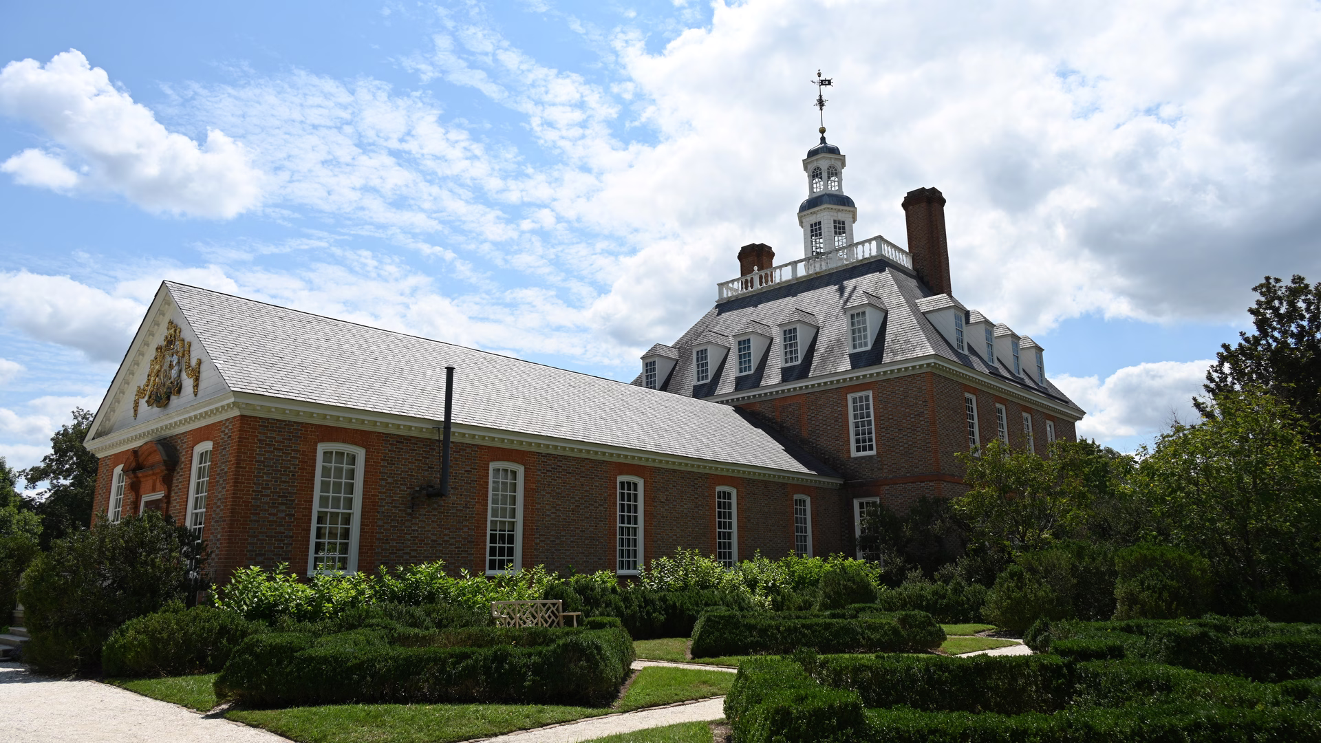 Governor's Palace — photo 1