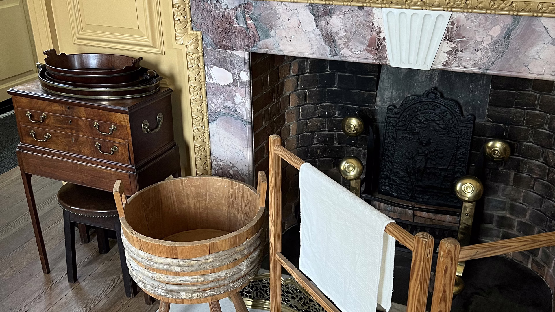 Governor's Palace — photo 4