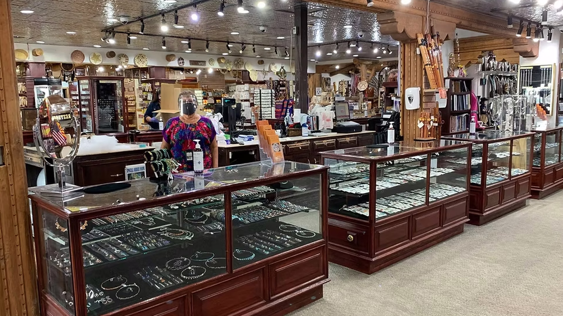 Cameron Trading Post — photo 1