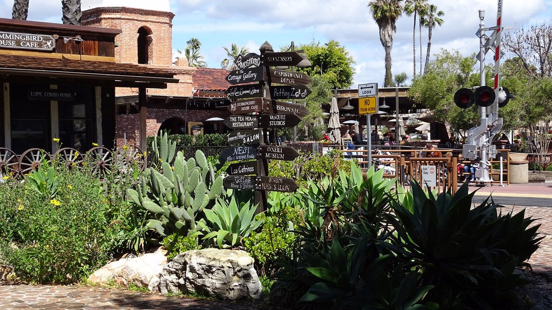 Los Rios Historic District — photo 2