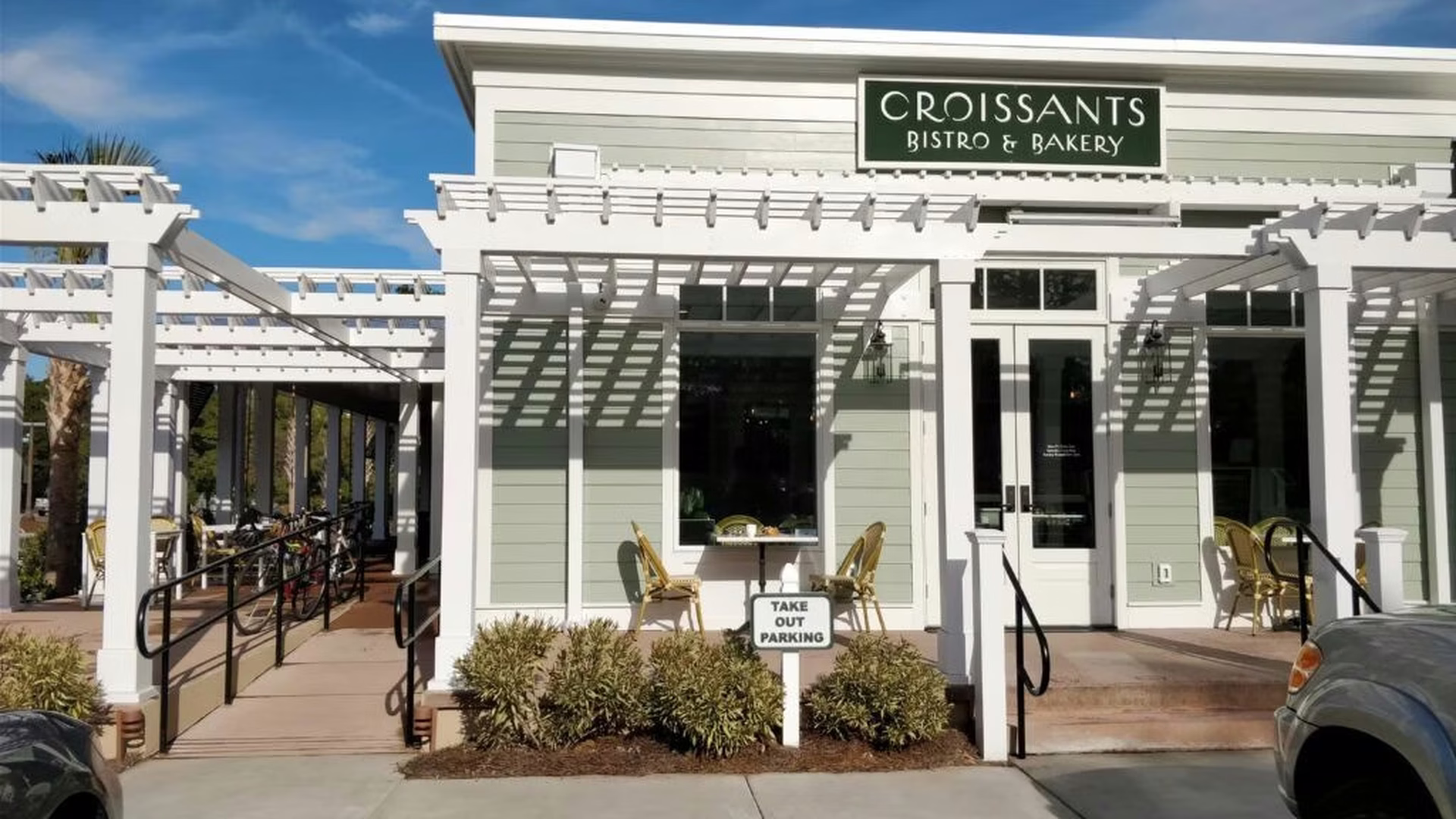 Croissants Bistro & Bakery — photo 2