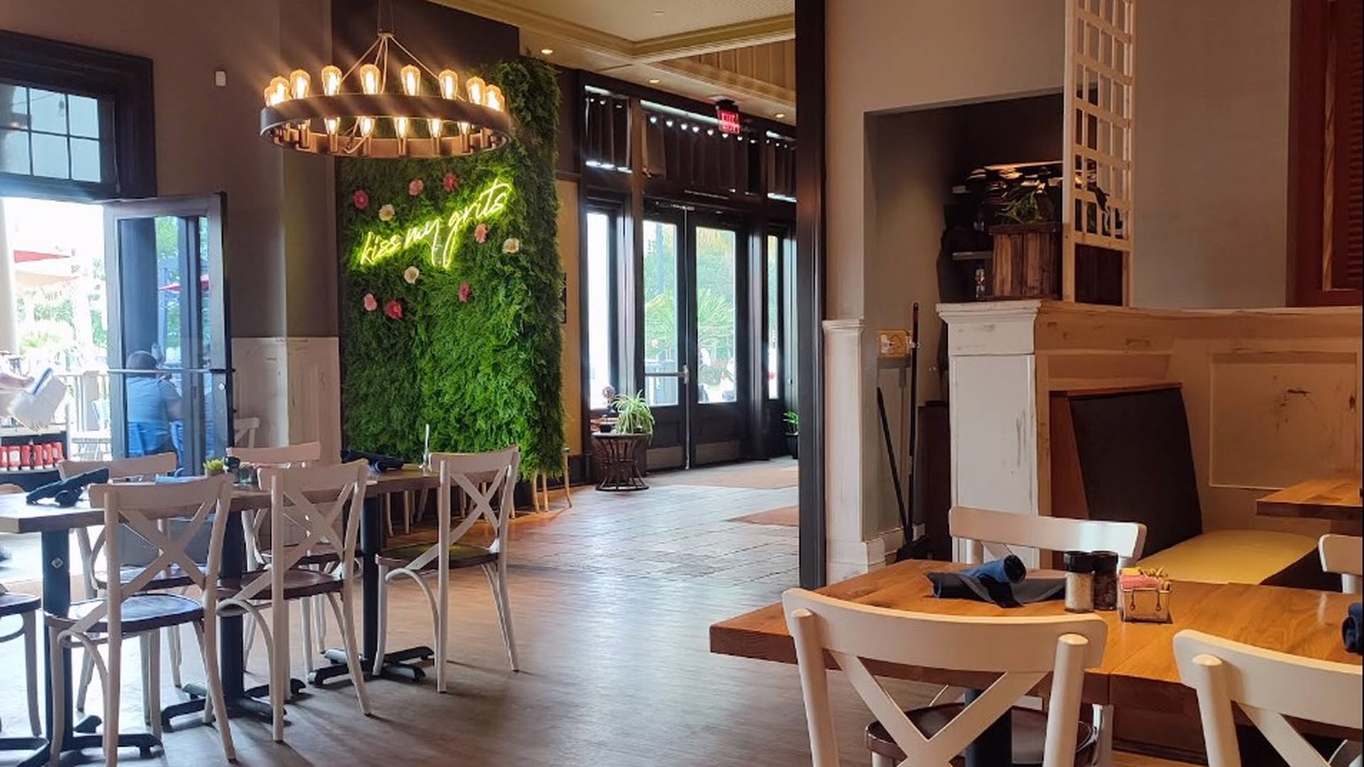 Tupelo Honey Southern Kitchen & Bar (Myrtle Beach) — photo 2