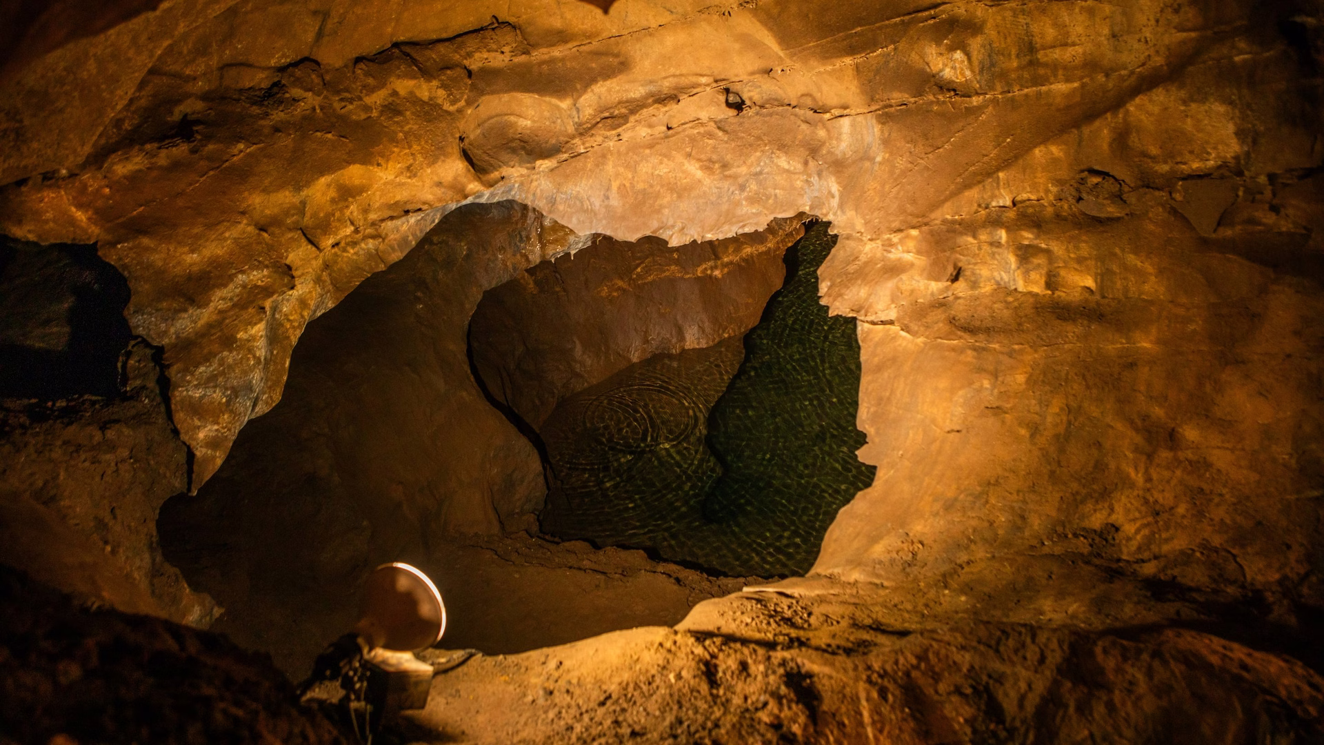 Black Chasm Cavern — photo 2