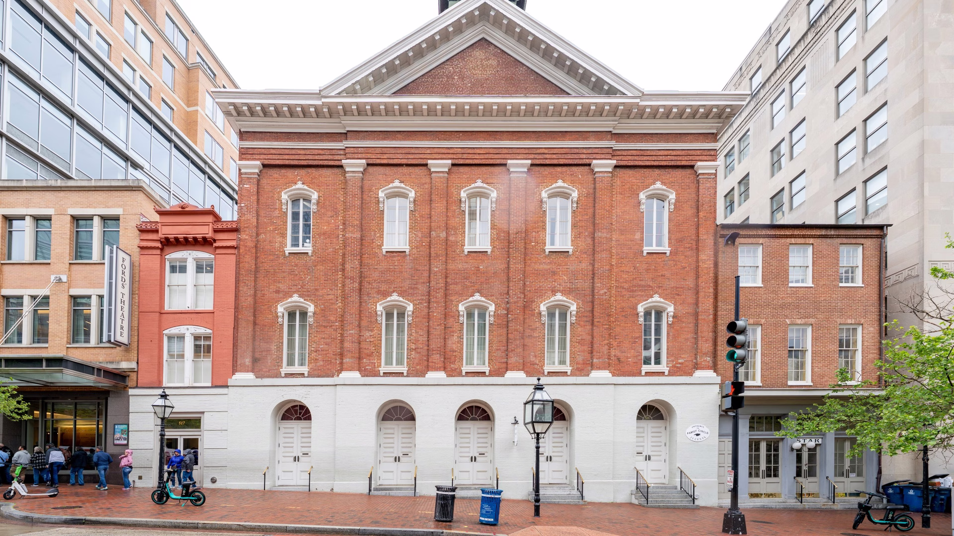 Ford's Theatre — photo 1
