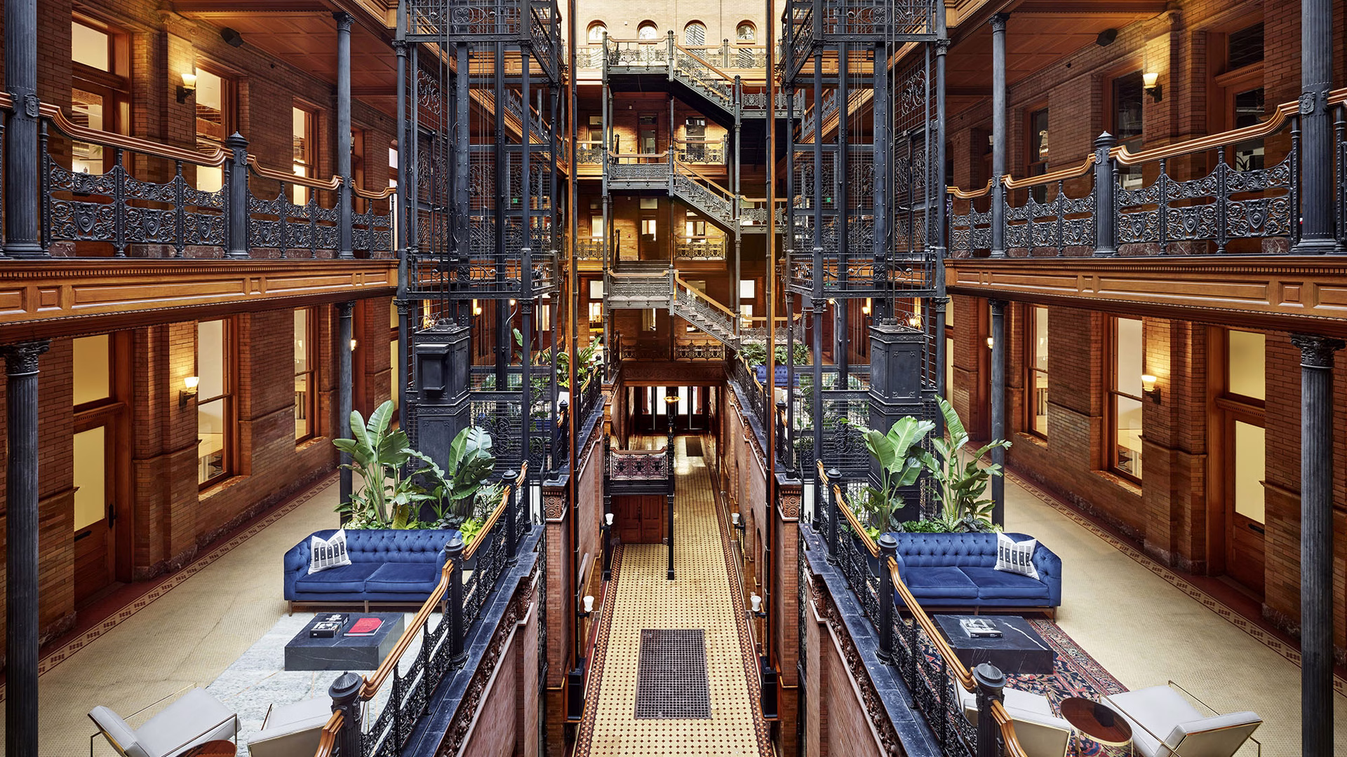 Bradbury Building — photo 1