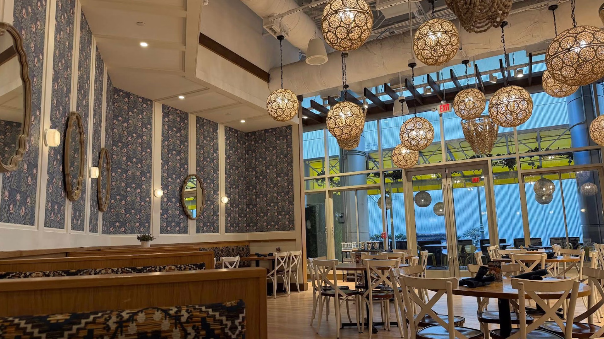 Tupelo Honey Southern Kitchen & Bar (Charlotte) — photo 2