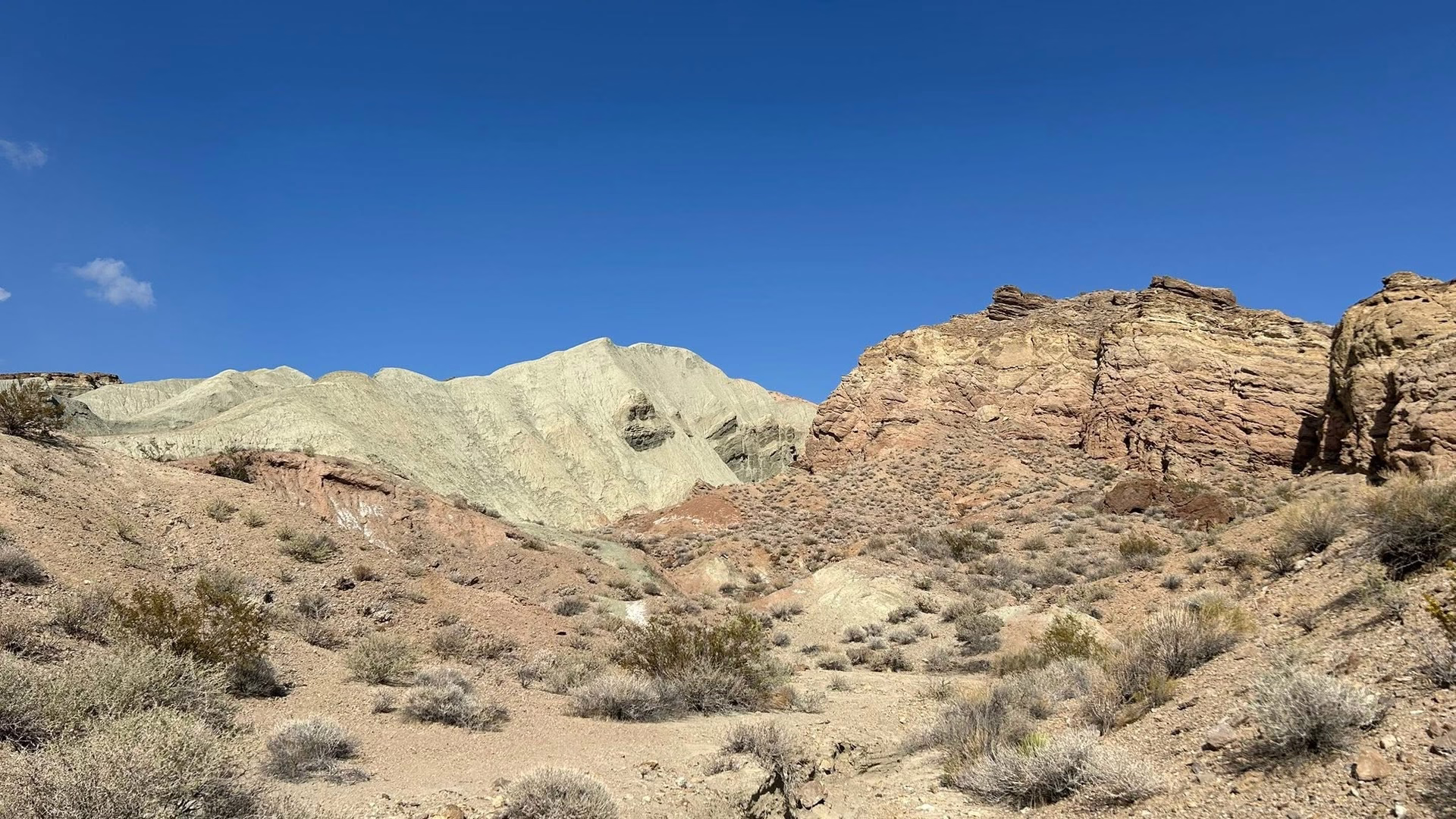 Rainbow Basin Natural Area — photo 2