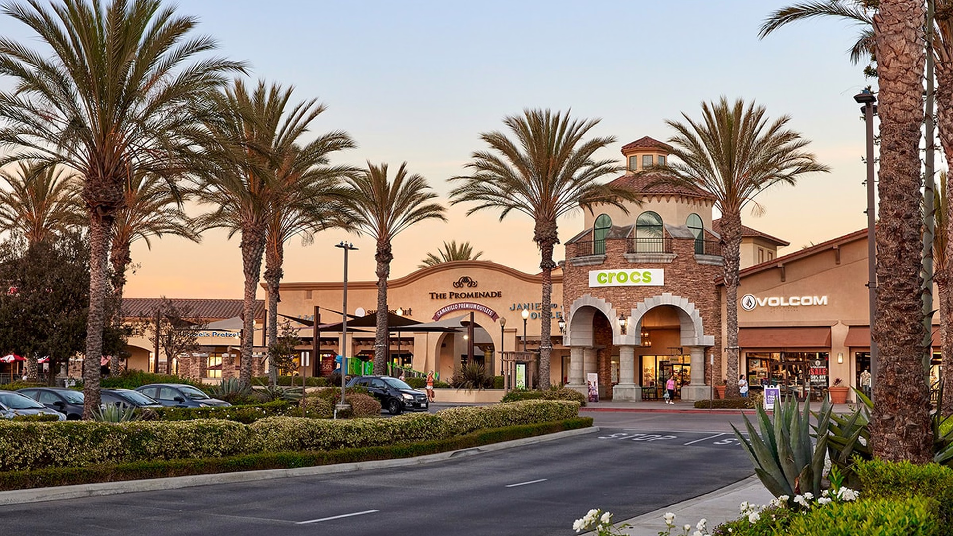 Camarillo Premium Outlets — photo 1