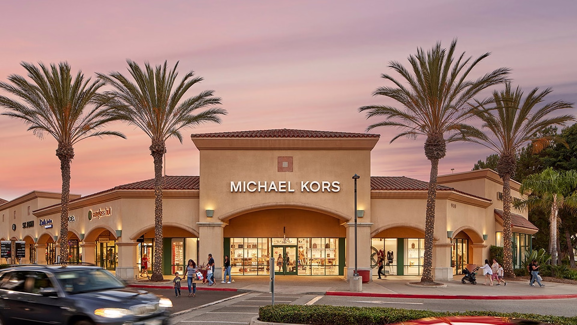 Camarillo Premium Outlets — photo 2
