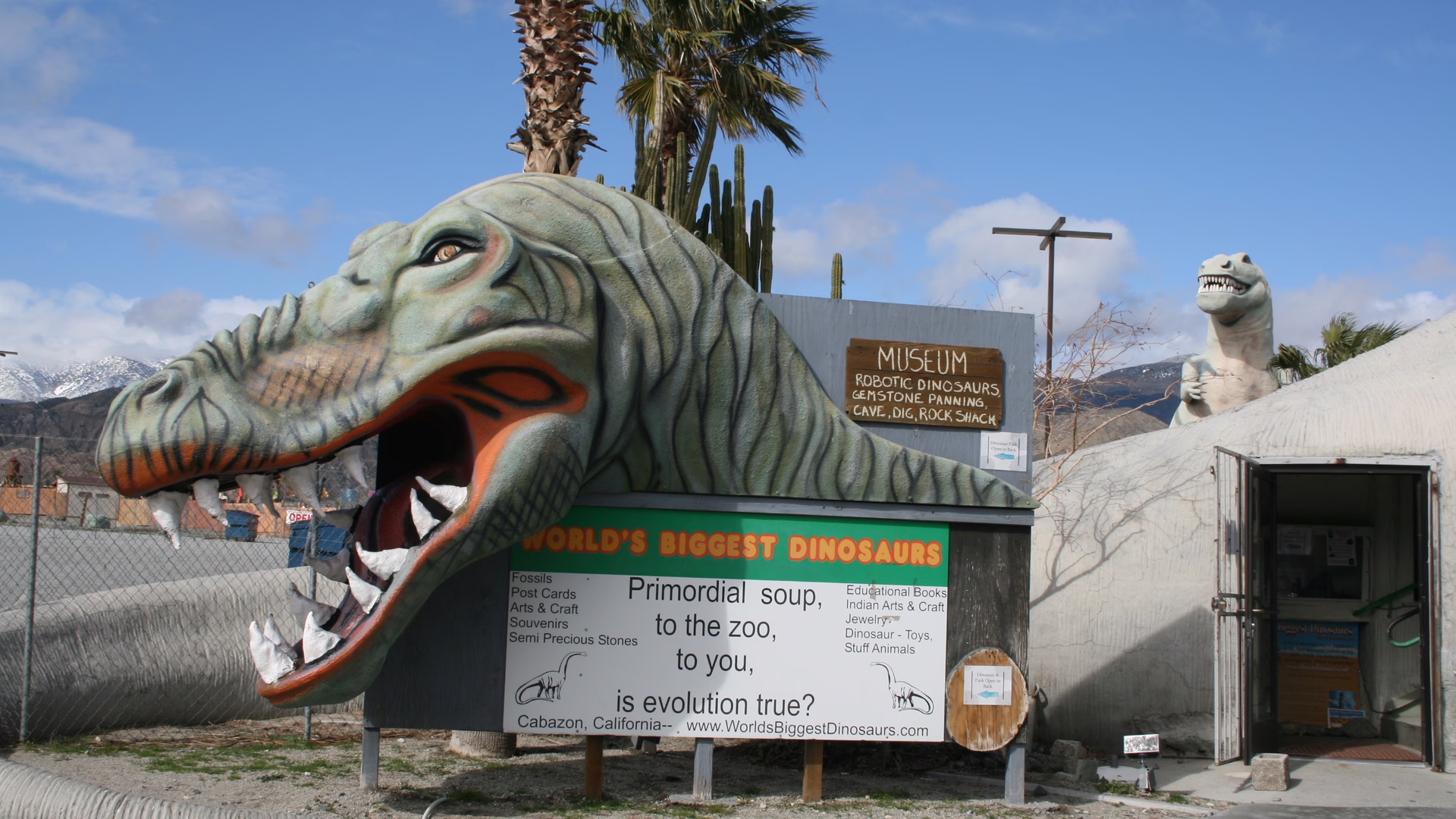 Cabazon Dinosaurs — photo 1
