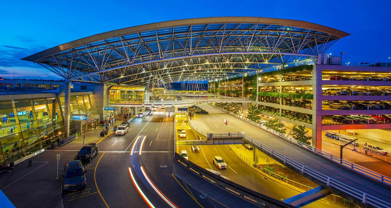 Portland International Airport (PDX)