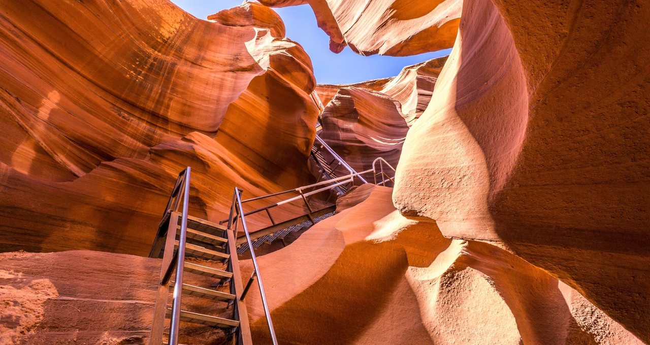 Lower Antelope Canyon