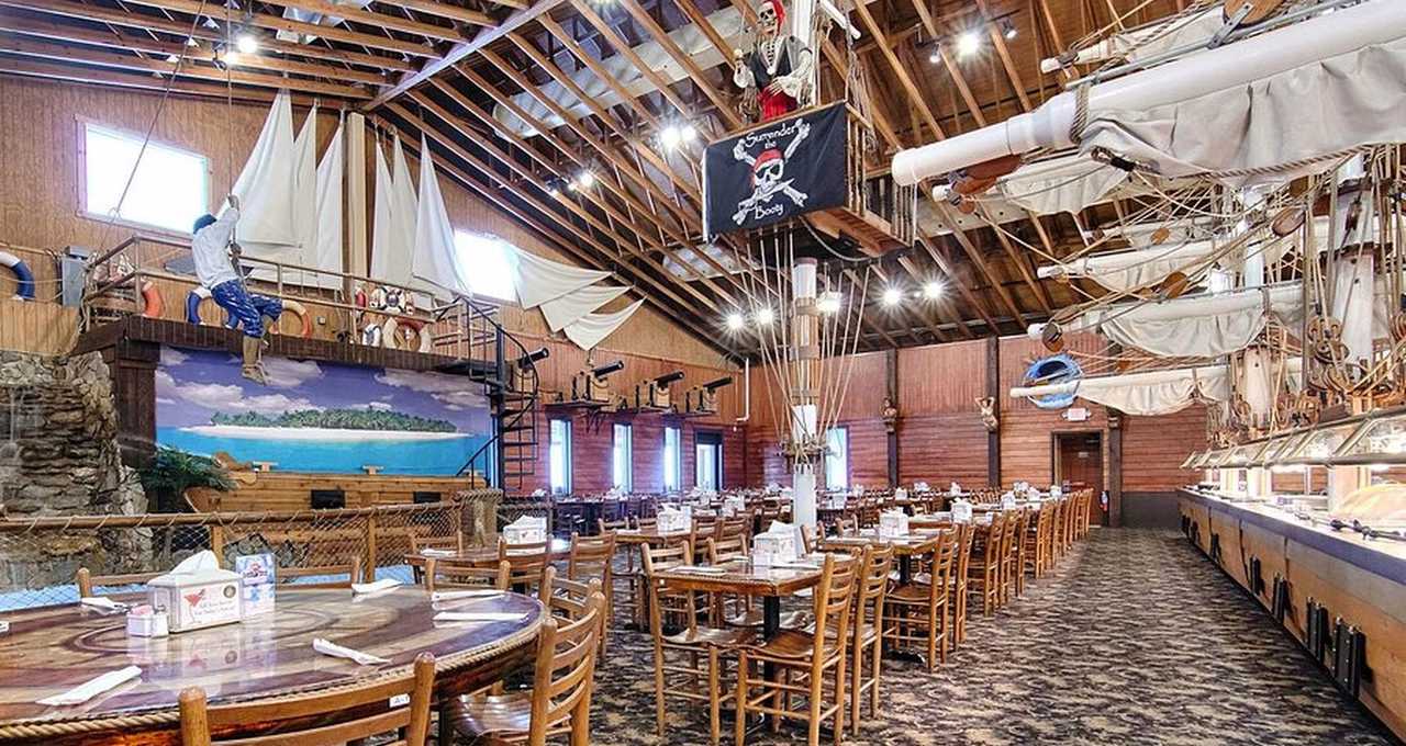 Pirate's Table Calabash Seafood Buffet