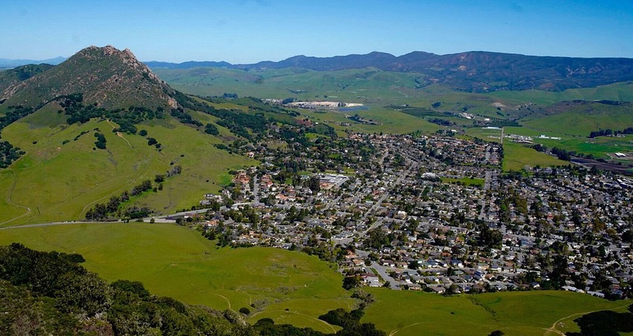 Cerro San Luis (Madonna Mountain)