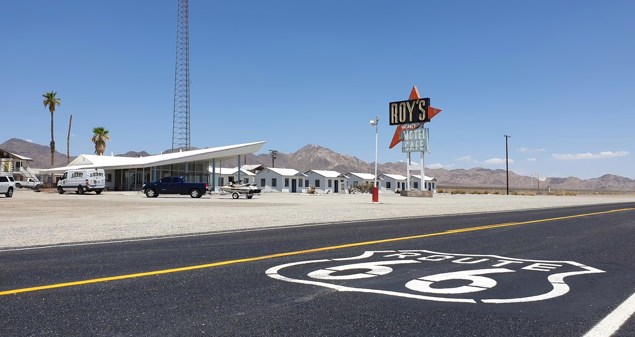 Roy's Motel & Cafe