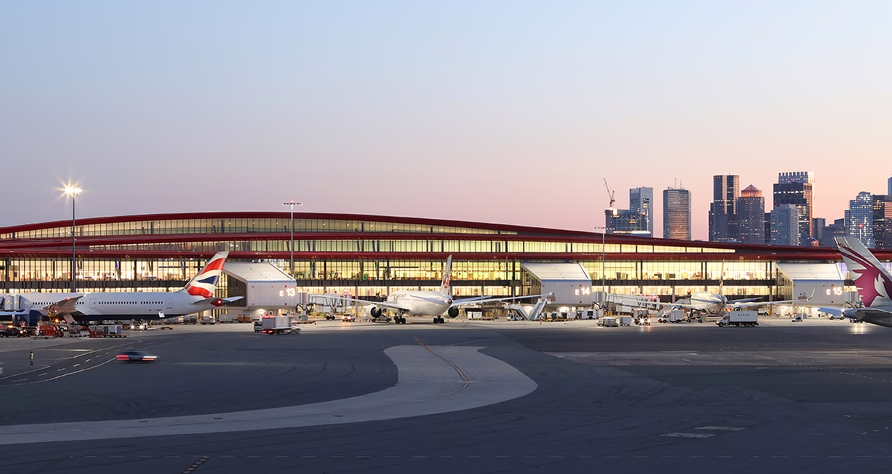 Boston Logan International Airport (BOS)