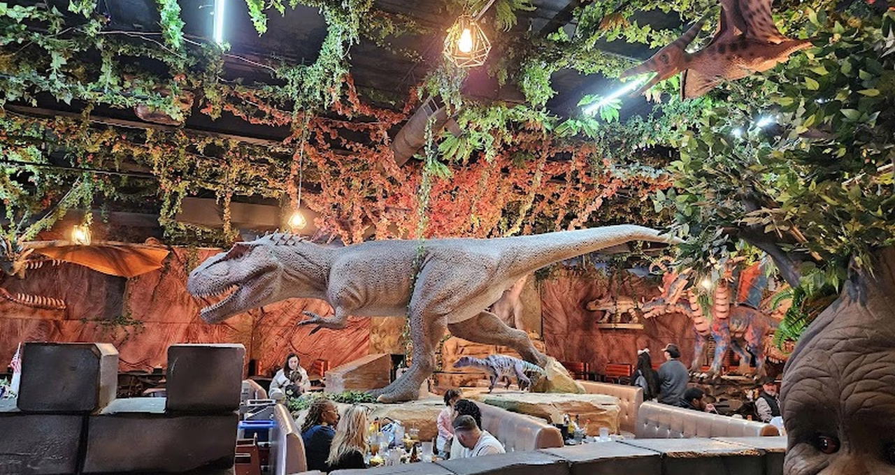 DinoLand Cafe