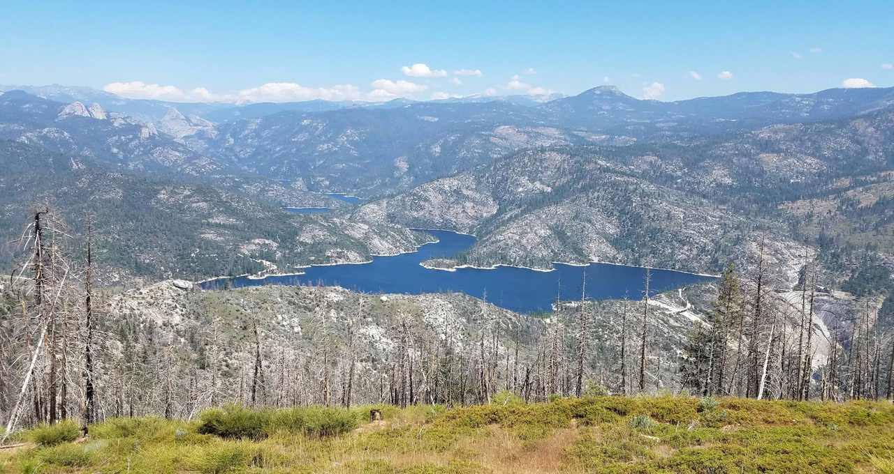 Mammoth Pool Reservoir (Mile High Vista)
