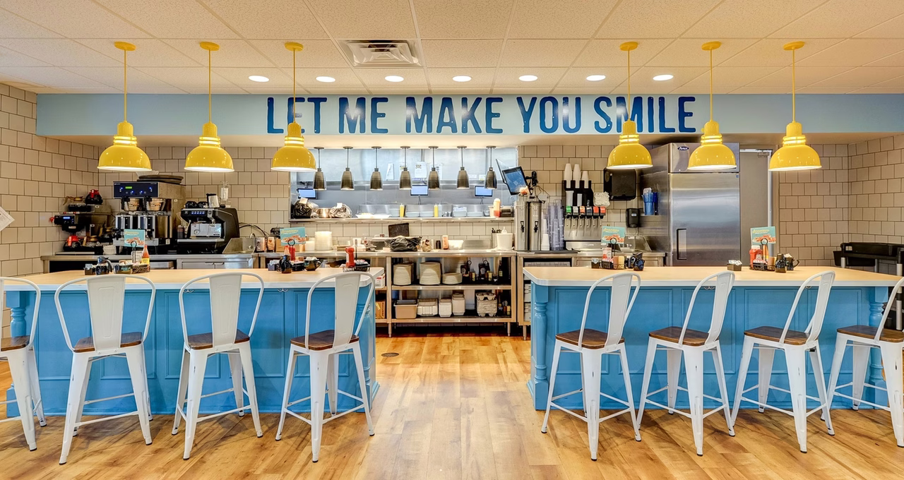 Eggs Up Grill (Falls River)