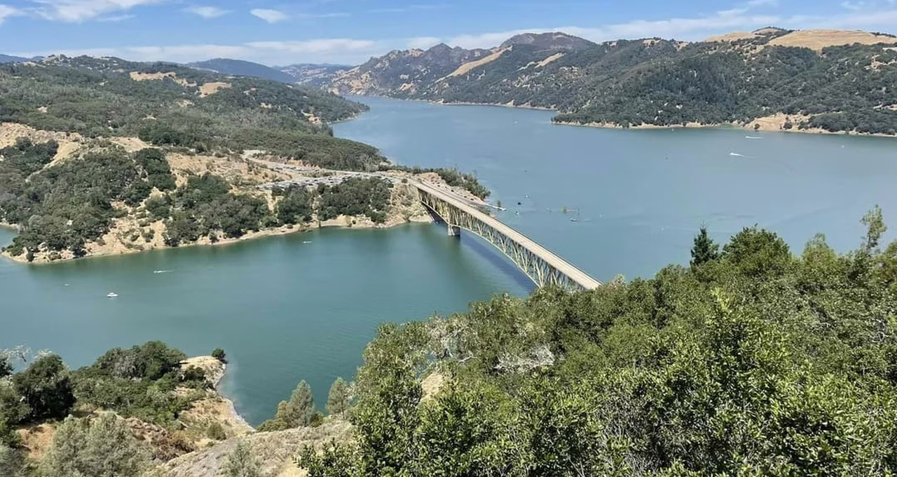 Lake Sonoma Overlook