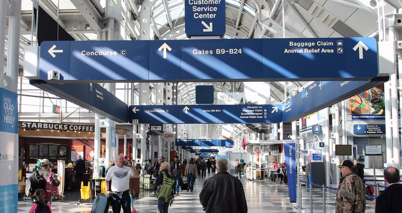 Chicago O'Hare International Airport (ORD)