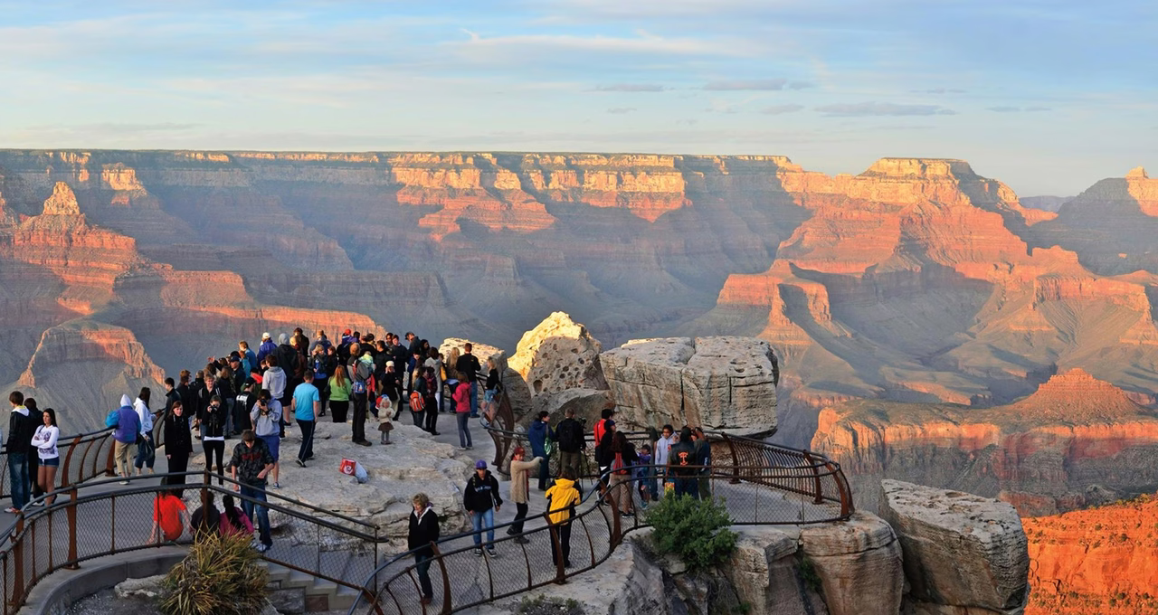 Grand Canyon South Rim – Mather Point & Visitor Center