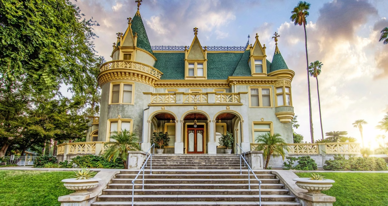Kimberly Crest House & Gardens