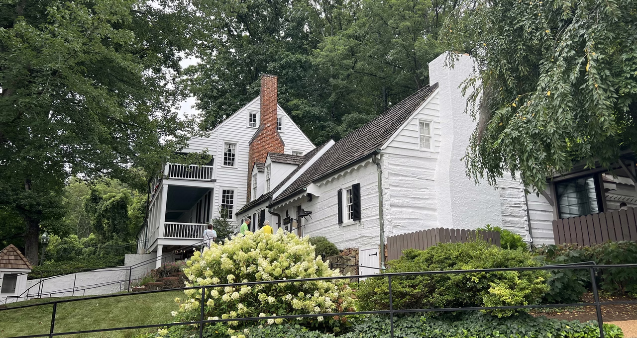 Michie Tavern