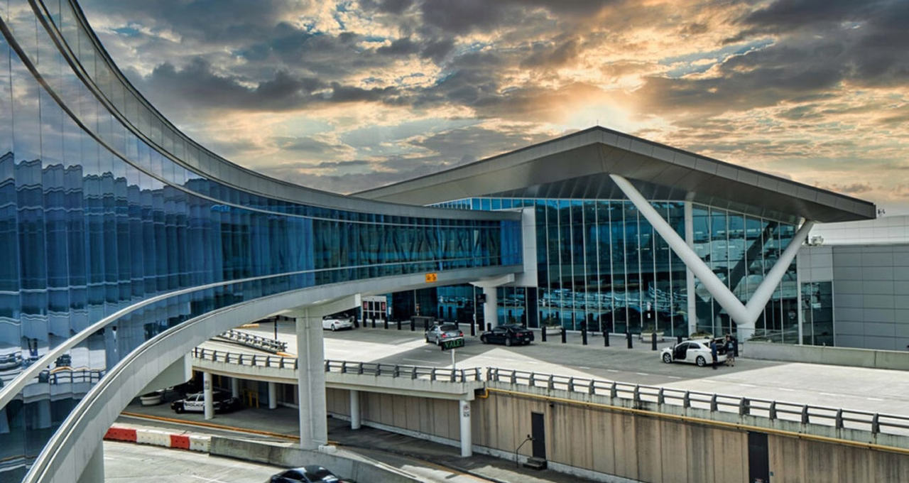 William P. Hobby Airport (HOU)